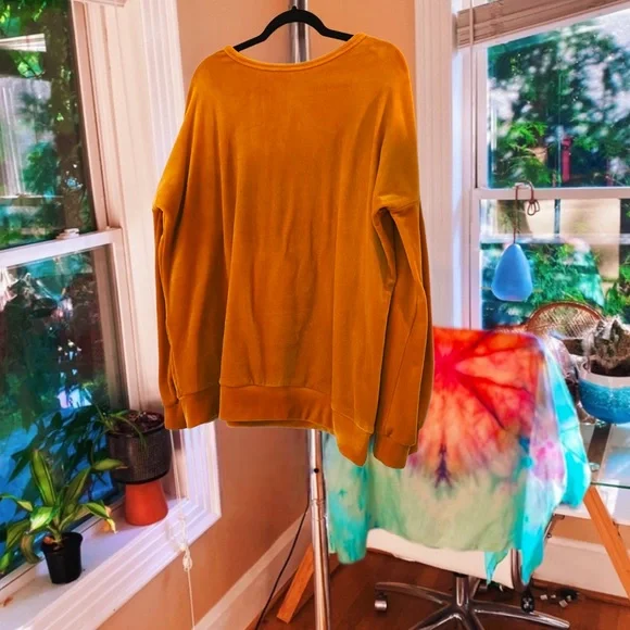 mustard orange velour velvety oversized pullover sweater ๐ฎ - Picture 7 of 8